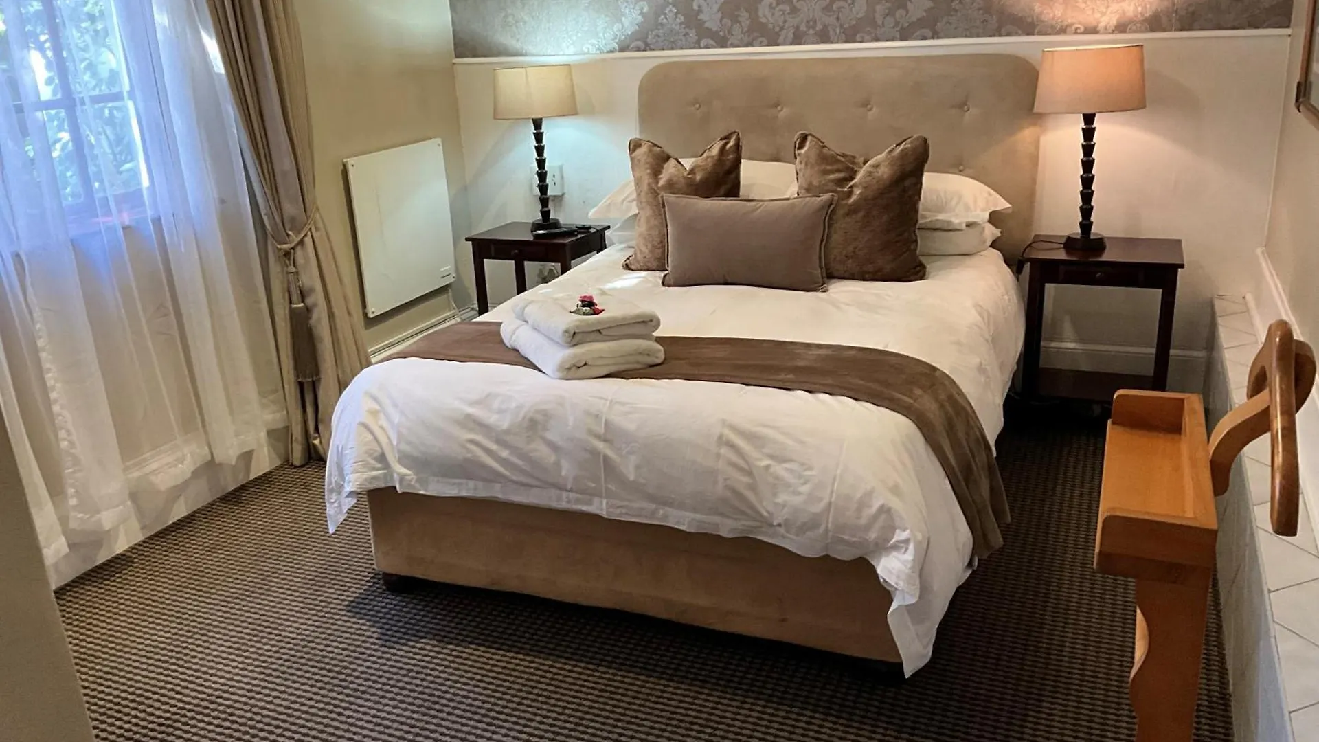 Brighton Lodge - #Solar Energy #No Loadshedding Порт-Элизабет Гостевой дом