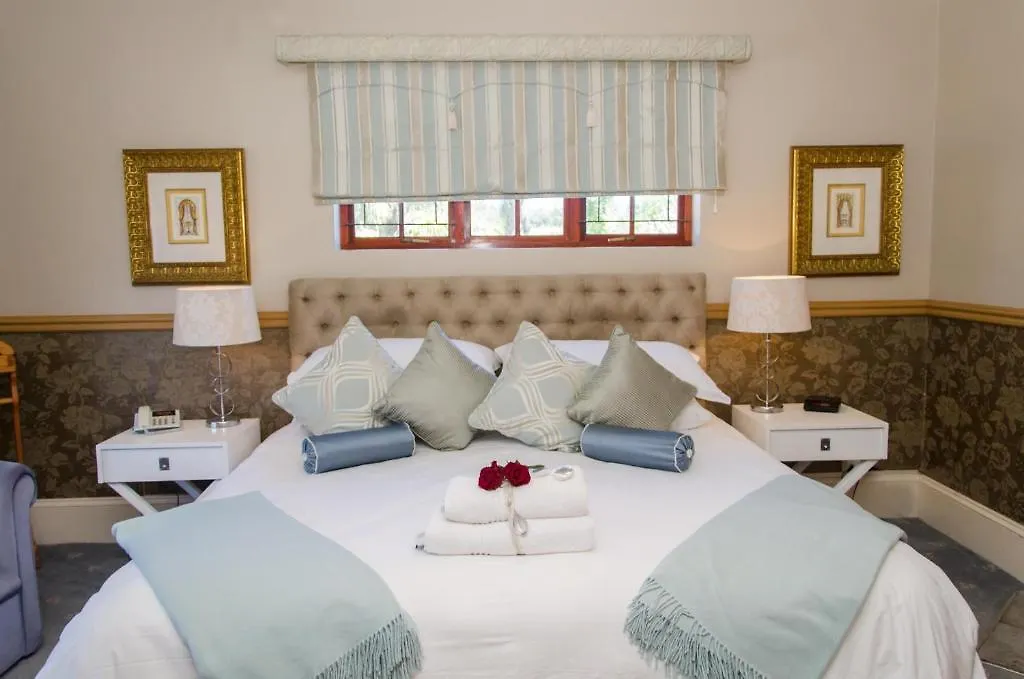 Brighton Lodge - #Solar Energy #No Loadshedding Порт-Элизабет Гостевой дом